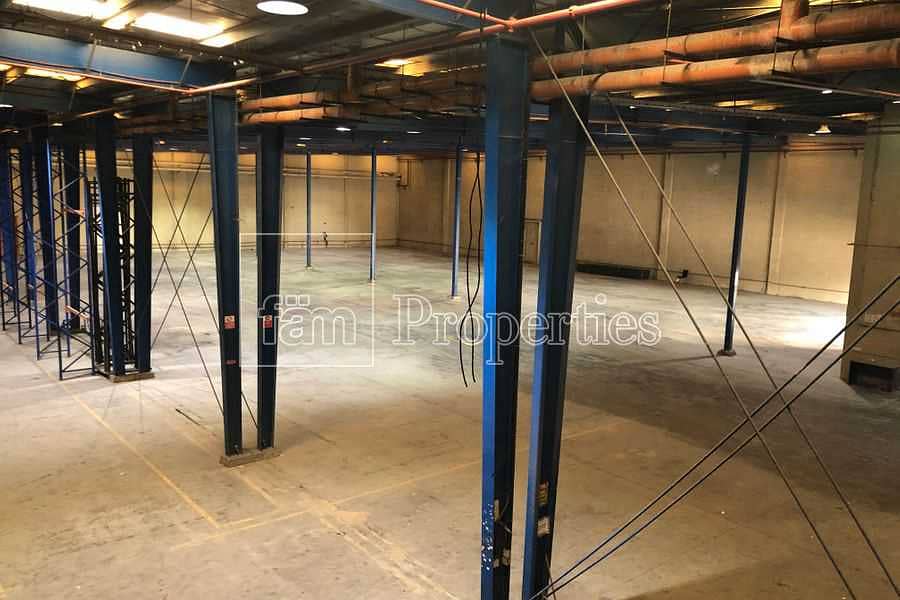 6 Very well maintain warehouse in Al Quoz 4