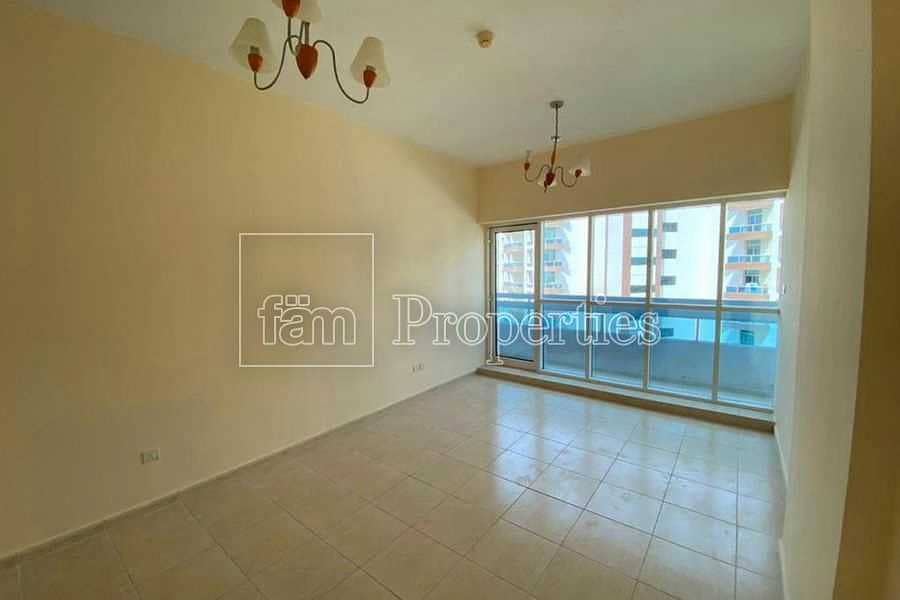 4 Medium size Apartment ideal for small family