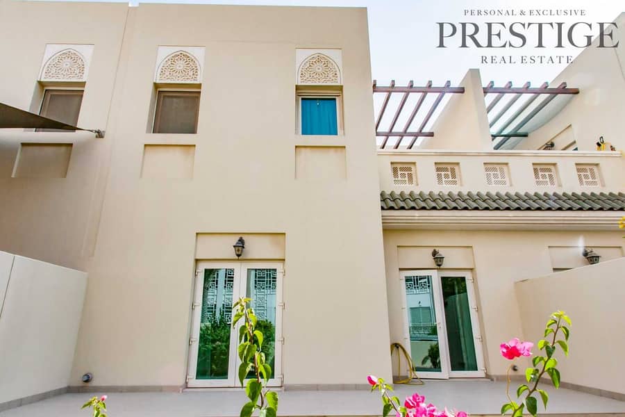 10 3 Bed | Townhouse | Large Terrace