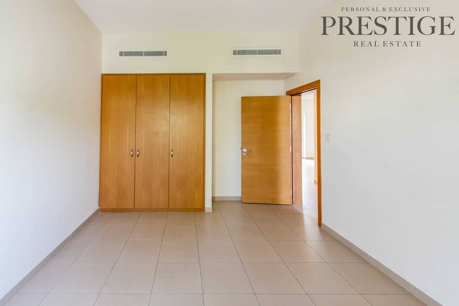 12 3 Bed | Townhouse | Large Terrace