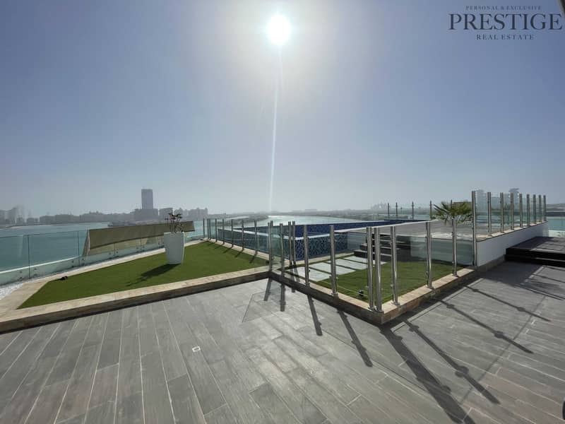 15 3 Bed Penthouse | Full Roof Terrace | Pool and Jacuzzi