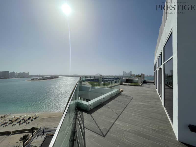 23 3 Bed Penthouse | Full Roof Terrace | Pool and Jacuzzi