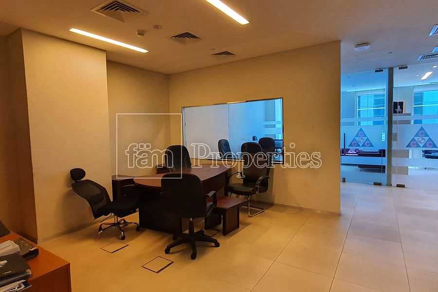 14 Large Size Fully Fitted Office Floor for Sale