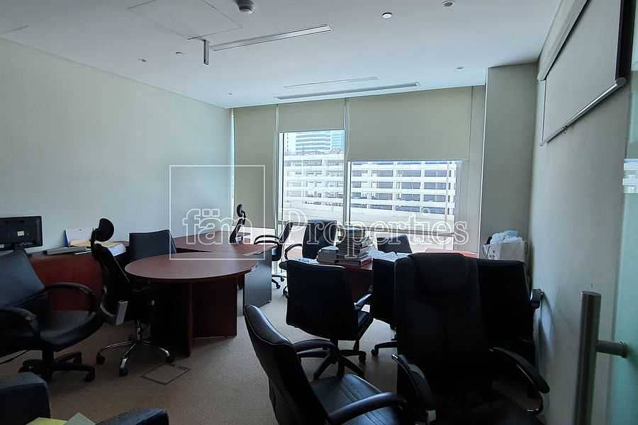 17 Large Size Fully Fitted Office Floor for Sale