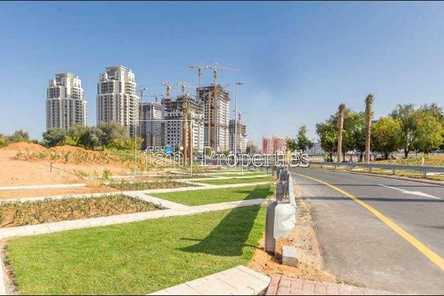 8 Phase 1 Liwan Hot deal only G+4 fully residential