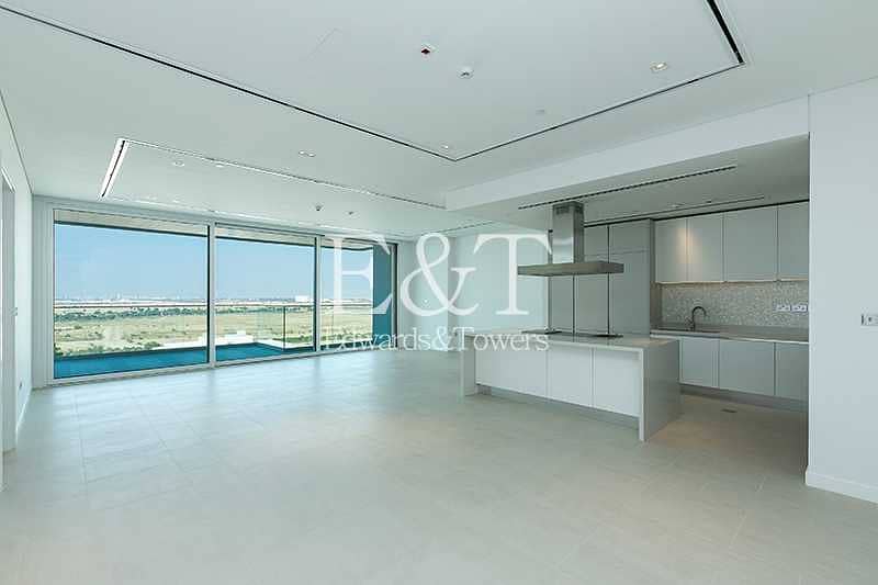 2 Exclusive: Spacious with Downtown and Skyline View