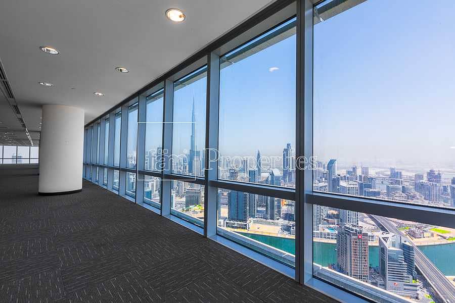 3 Fully Fitted with Burj Khalifa and Lake Views