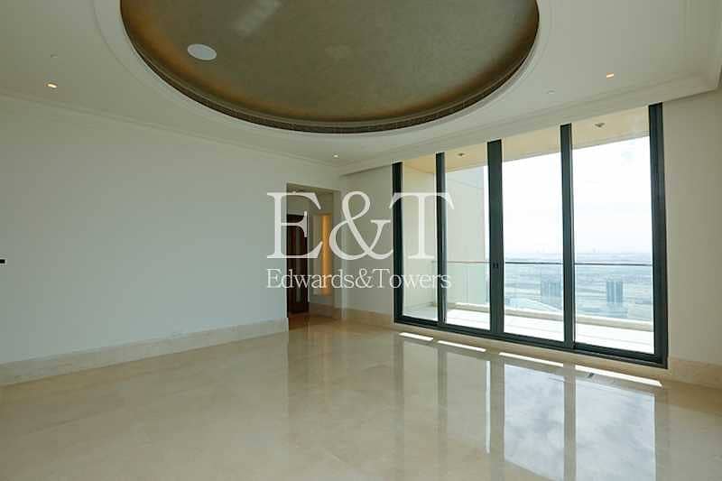 8 High Floor |Sublime Downtown Views | Whole floor