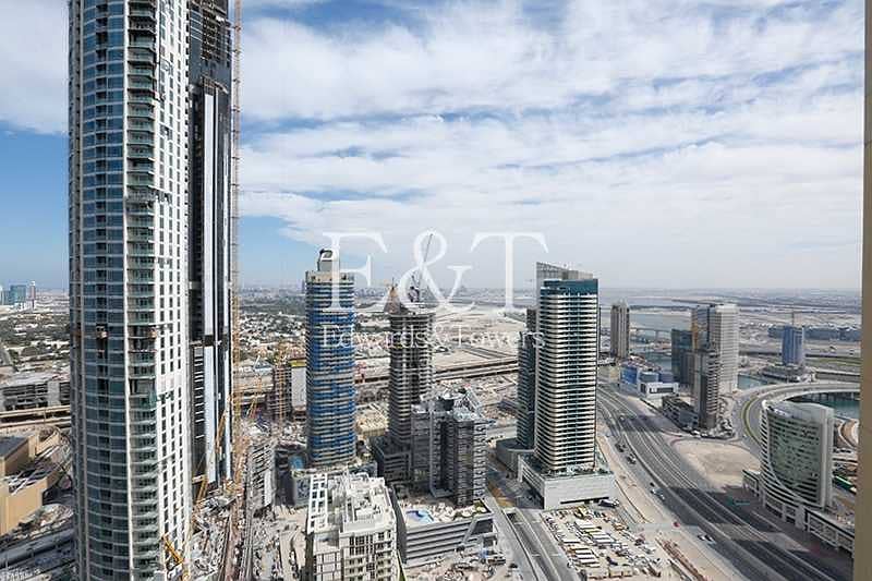 23 High Floor |Sublime Downtown Views | Whole floor