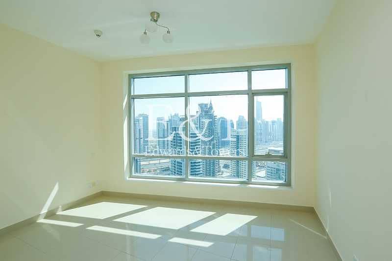 6 Ready to Move in | Superb 2 BR With Marina View