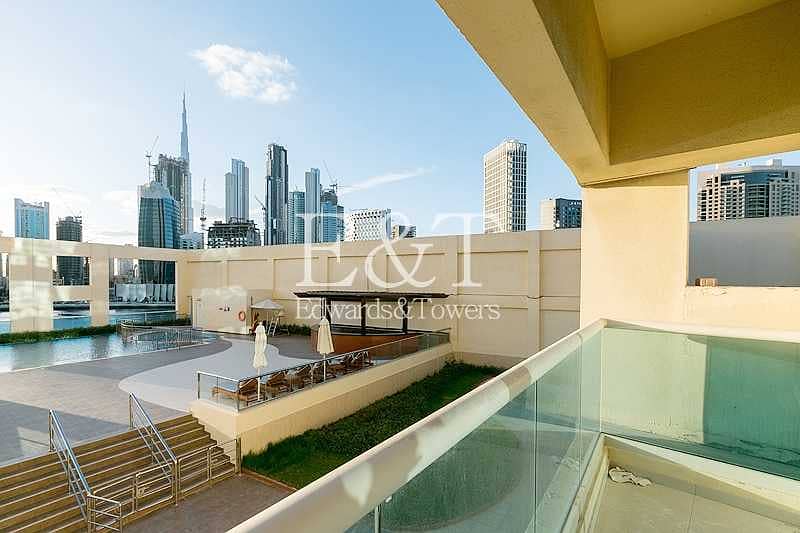 6 Full Burj and Canal View | Bigger Layout
