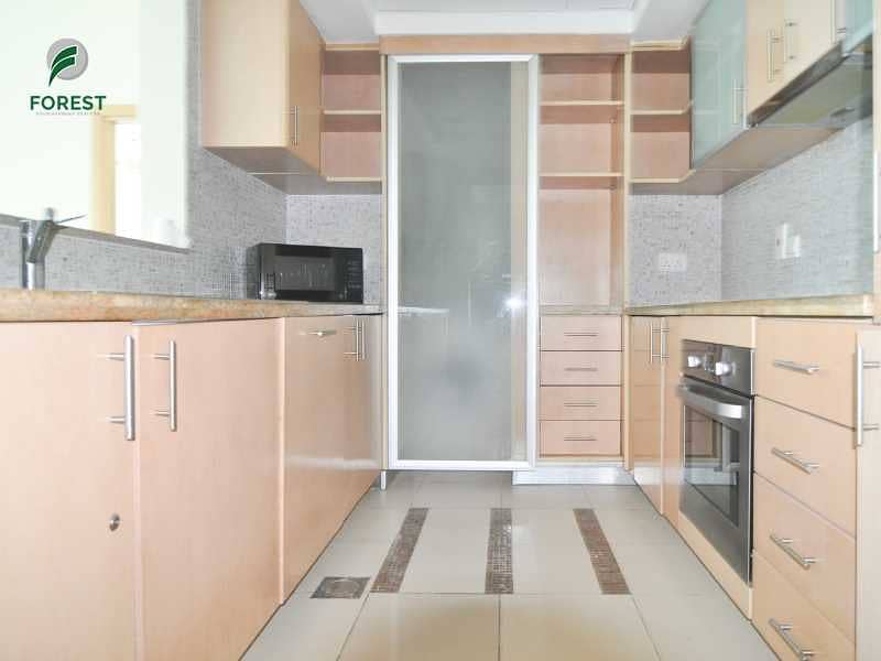 4 Amazing Unit | 1 Bed | High Floor | Vacant