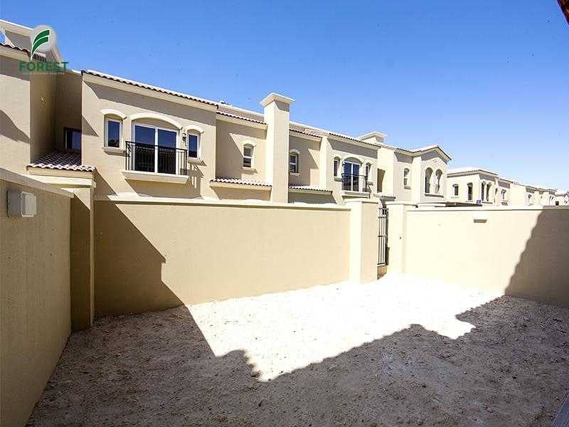 17 Best Deal|2 Beds + Maids| Close To Community area