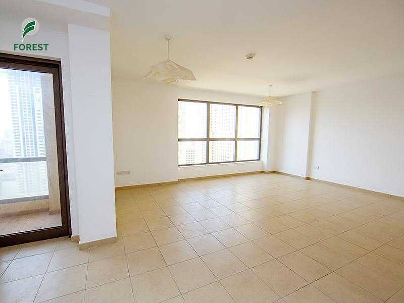 Exclusive | Spacious 3BR + M Apt | Well Maintained