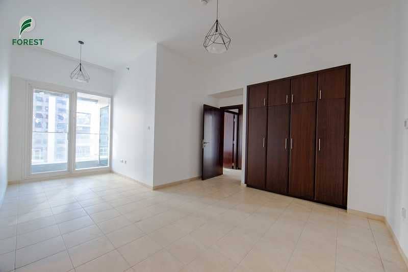 10 Exclusive | Spacious 2BR Apt | Well Maintained