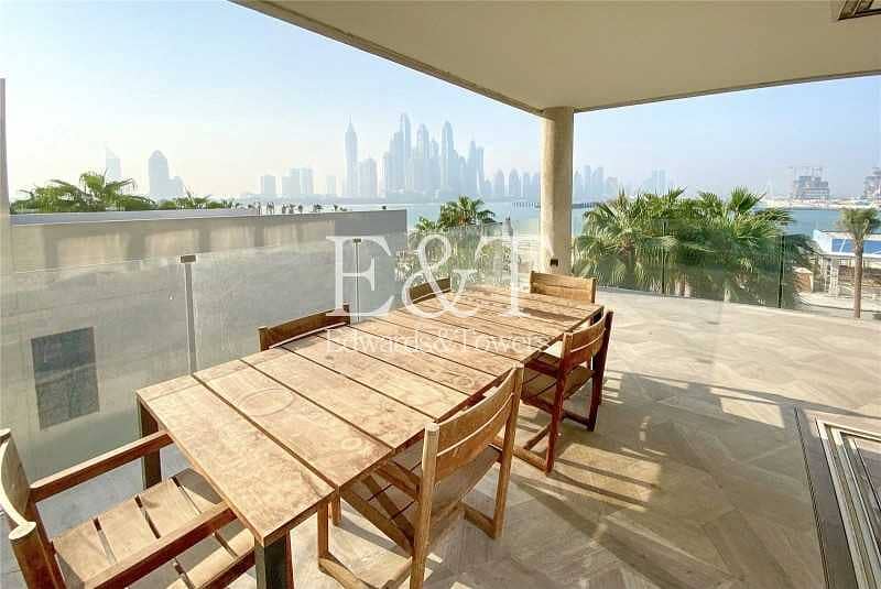 11 Luxury Penthouse| 4 Bed+Maids | Private Pool