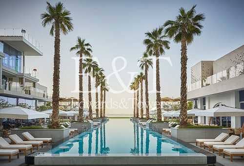 12 Luxury Penthouse| 4 Bed+Maids | Private Pool