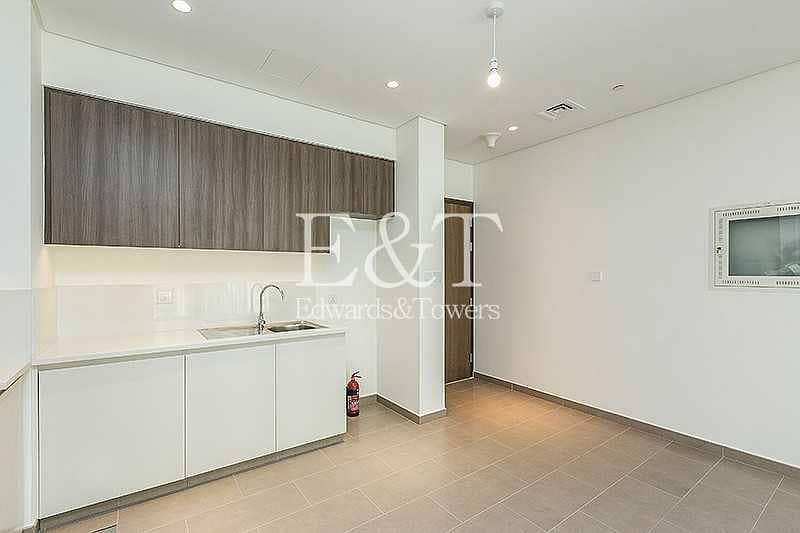 12 Open Plan  Living| Available| 1 BR Park Heights 1