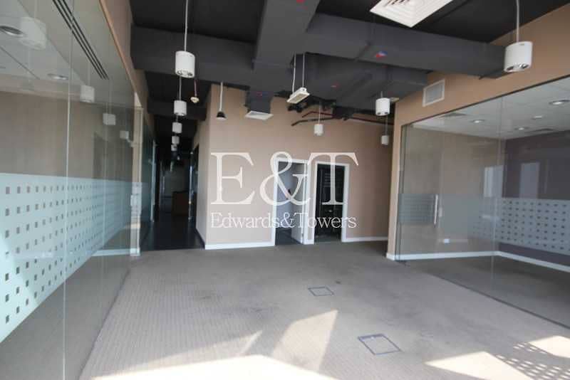 7 Fully Fitted Office Best Deal Blvd Plaza