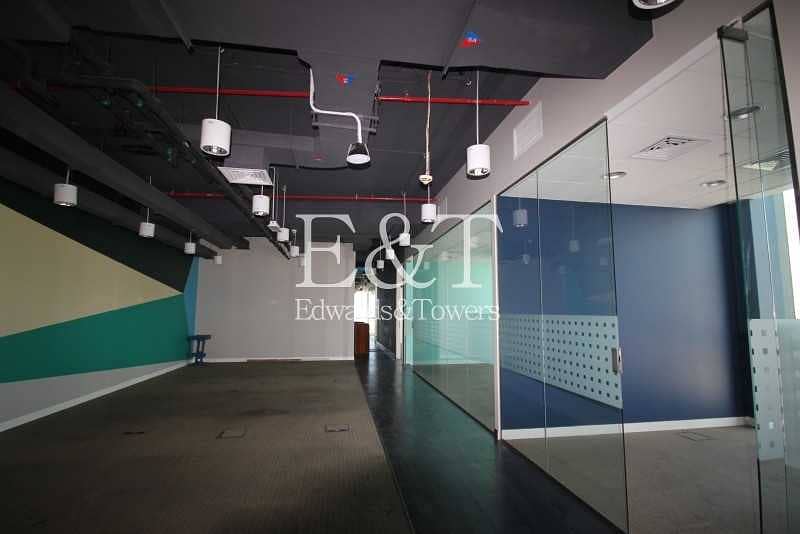 18 Fully Fitted Office Best Deal Blvd Plaza