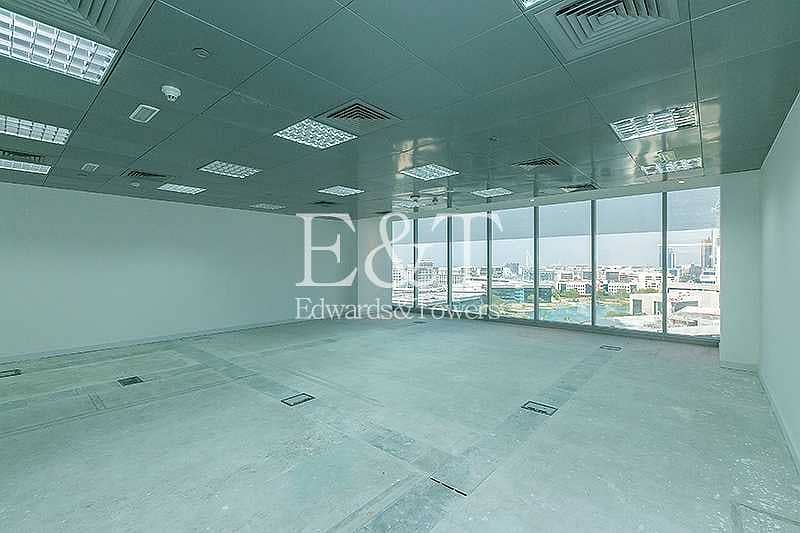 6 Stunning View | High End | DED | Near Metro