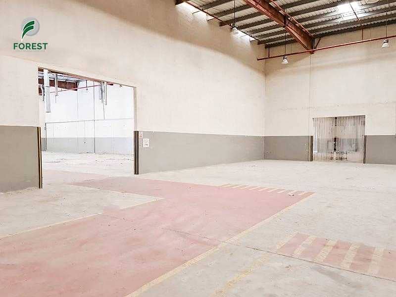 6 Huge Warehouse With Offices Prime Location