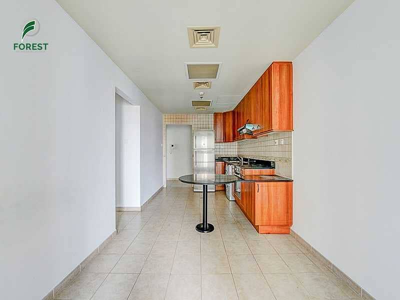 8 Amazing Unit | 2 Bed | Unfurnished | Low Floor