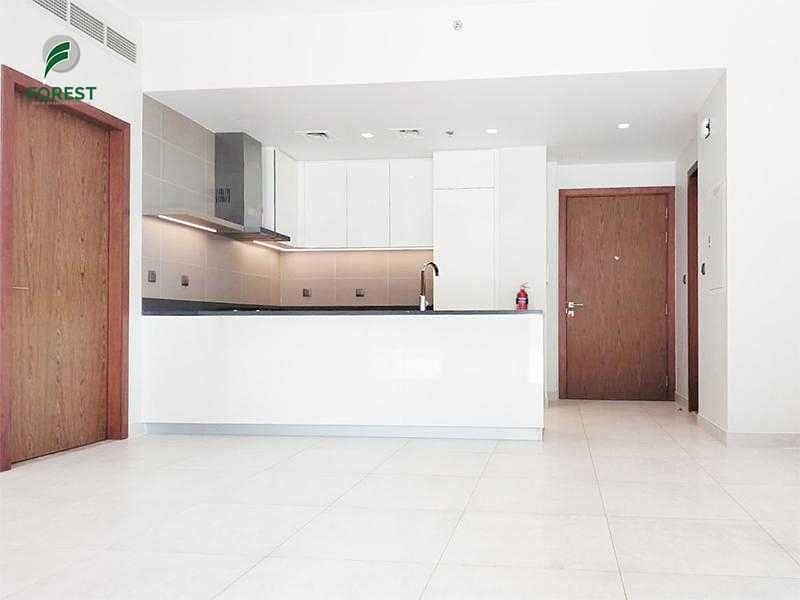 2 Stunning 1 Bed | Large Balcony | Chiller Free