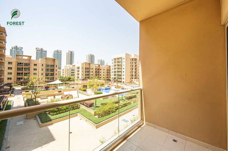 Stunning  Unit | 1 Bed | Finest Pool View | Vacant