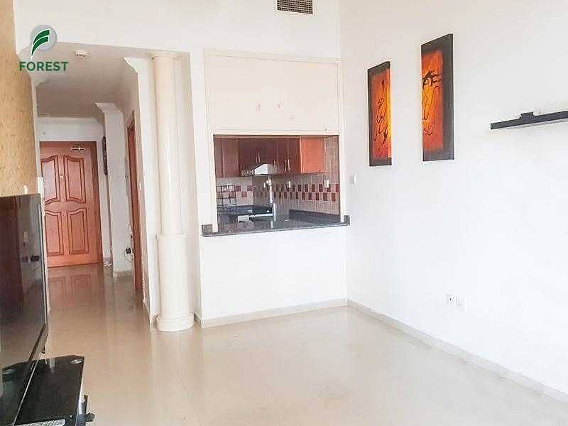 5 Amazing Unit | 1 Bed|  Near Tram And Metro Station