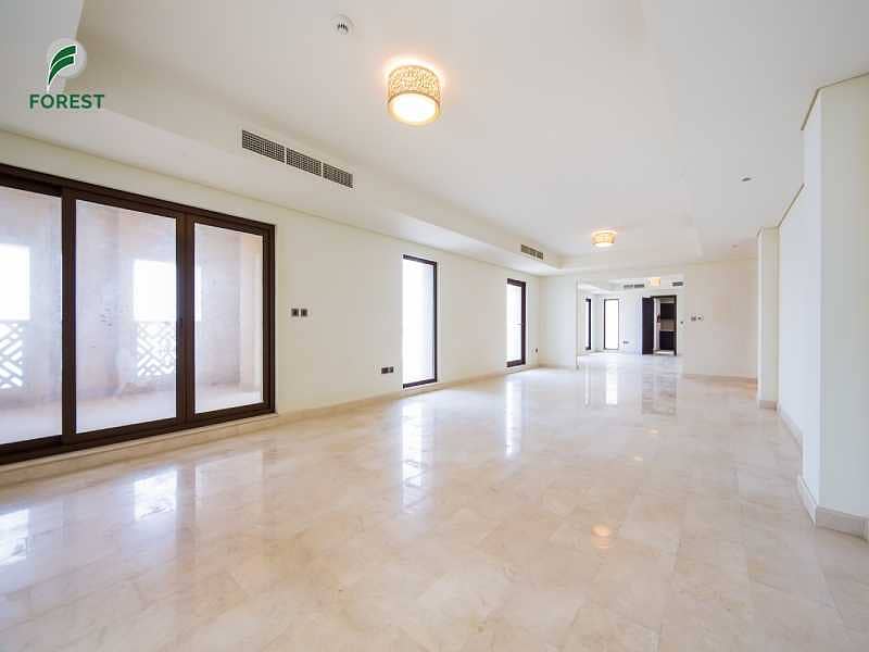 2 Exclusive 4 Beds Penthouse with Full Sea View