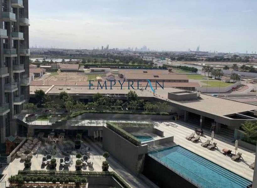 Beautiful Unit Full Canal View With 5* Amenities Beautiful Unit Full Canal View With 5* Amenities