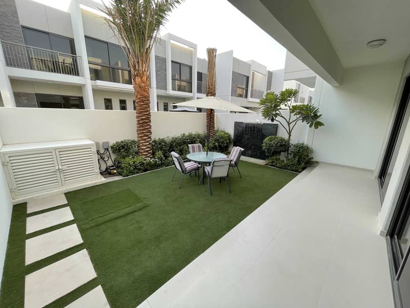 11 Luxurious 4 bedroom + Maids room with attached washroom ready possession  in Damac hills2