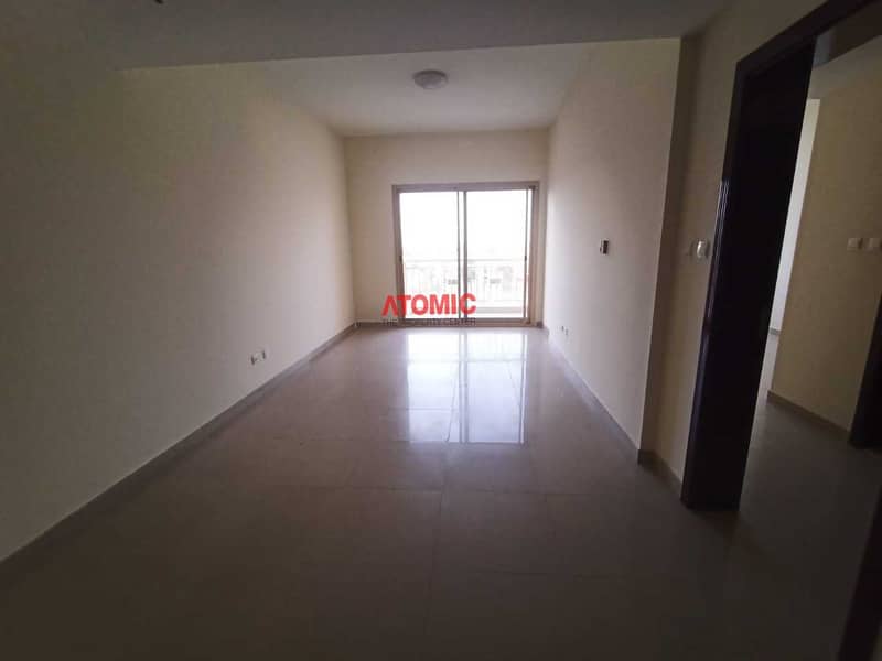 2 One Bedroom Apartment with Balcony