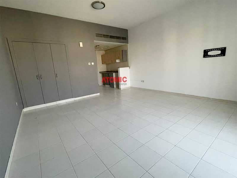 9 READY TO MOVE STUDIO FOR RENT | WITH BALCONY