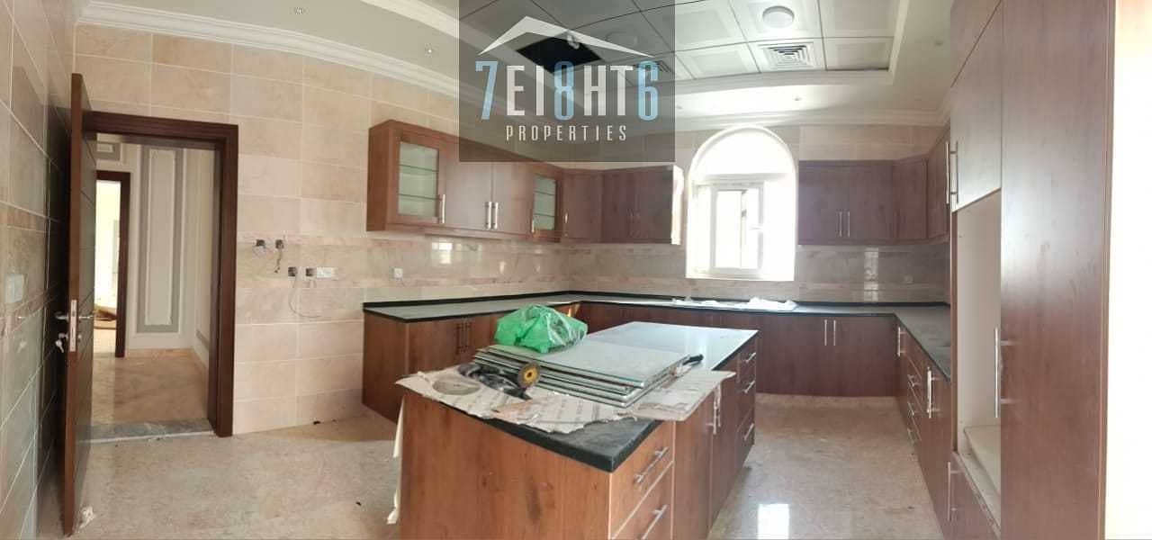 4 Beautifully presented: 5 b/r independent villa + maids room + large garden for rent in NAS4