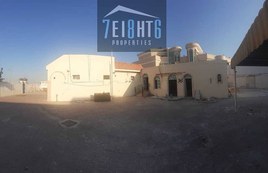 10 Beautifully presented: 6-7 b/r good quality indep villa + maids room + large garden for rent in Jafiliya