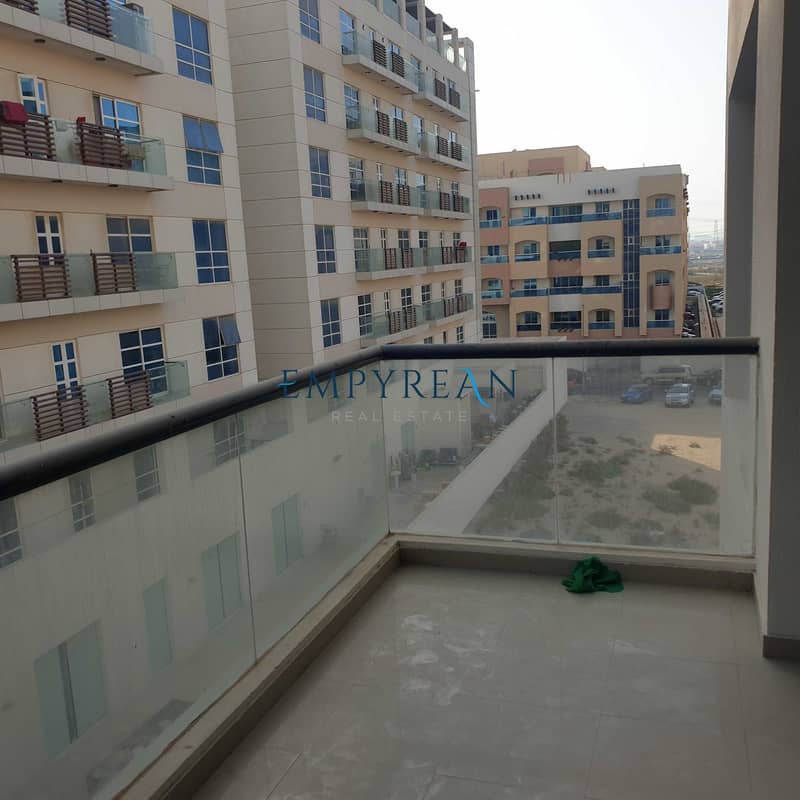 3 WOW HUGE SIZE AMAZINGLY DESIGNED APARTMENT WITH HUGE BALCONY + COVERED PARKING ONLY 31K