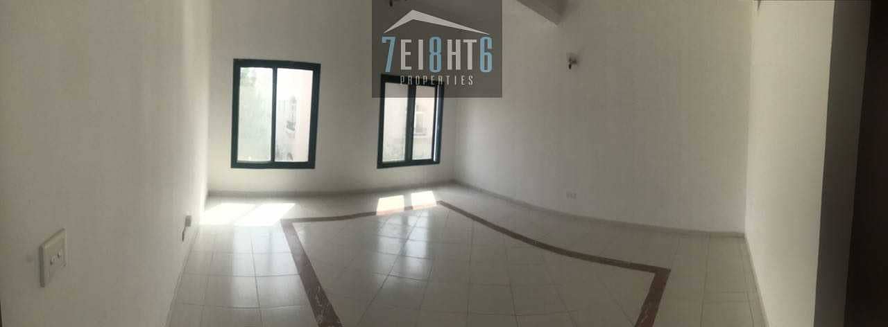 5 Beautifully designed: 4 b/r high quality semi-indep + maids room + sharing s/pool + garden for rent in Umm Suqeim  3
