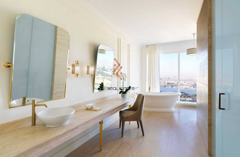 7 Indulge the Extraordinary Presidential Suite
