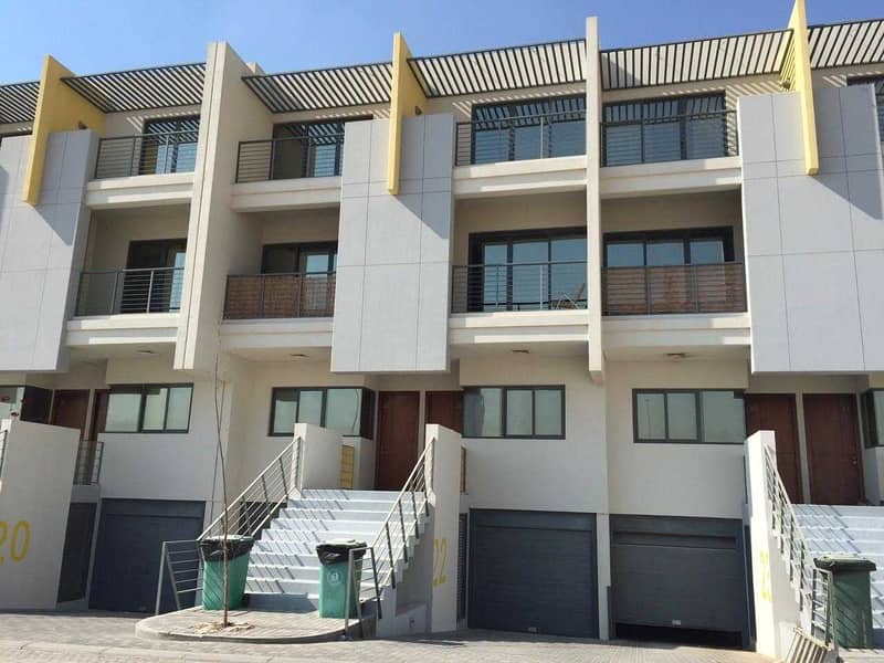 WA | 3 bed basment parking and store @1.25