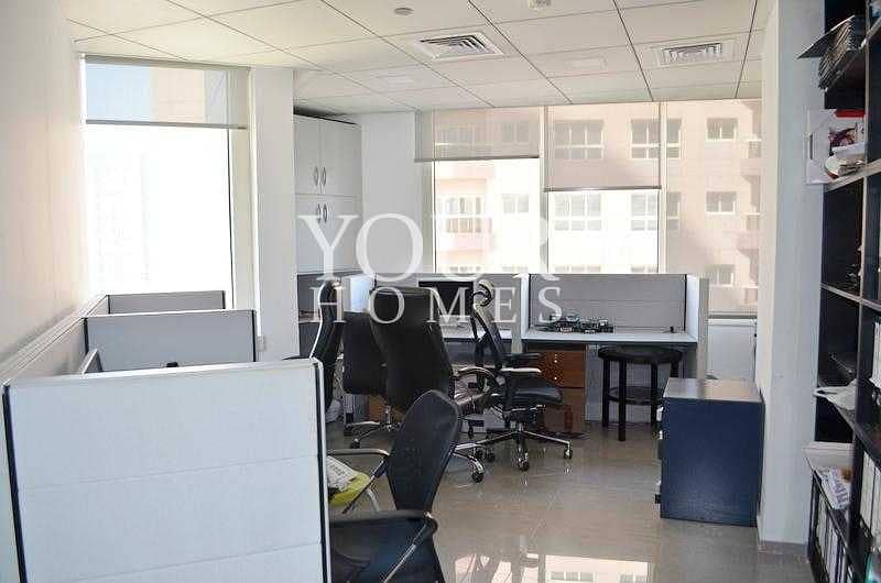 5 OP | Fitted Vacant Furnished office 6 parkings