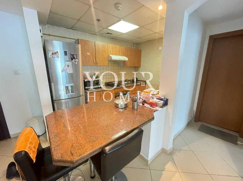 11 SO | Gas Free | High Floor | Equipped Kitchen