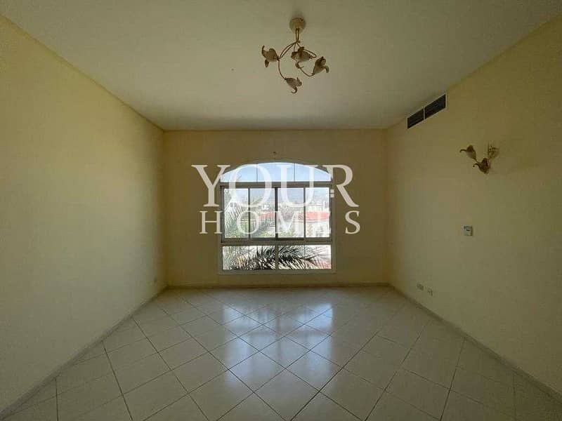 5 6 BED room villa ready to move in al barsha 3.300k
