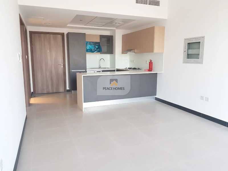 BRAND NEW | PERFECTLY SIZED 1BR | FURNISHED KITCHEN @50K