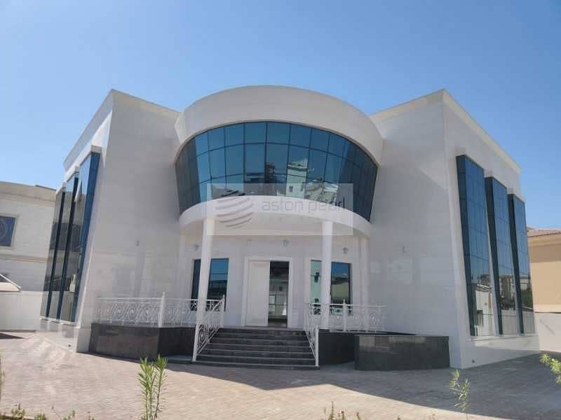 3 Amazing Brand New 5 BR Luxury Villa in Al Barsha 1