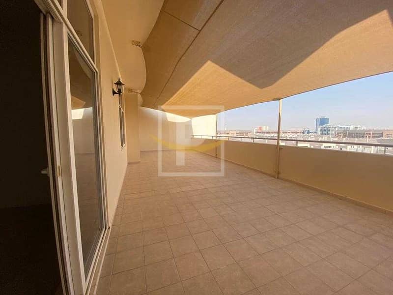 7 Pleasant Offer | Vacant 5th Floor Garden View 2BR Apt | FVIP