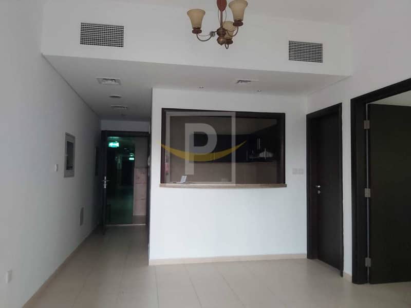 8 Vacant l Well Maintain 1 BR With Balcony In Mazaya 30 I YVIP