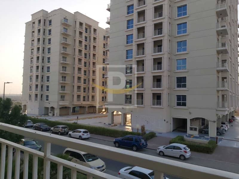 12 Vacant l Well Maintain 1 BR With Balcony In Mazaya 30 I YVIP