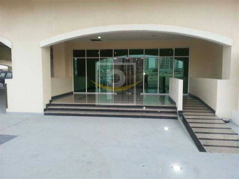 16 Beautiful Well Maintain 1 BR With Balcony In Mazaya 30 I YVIP